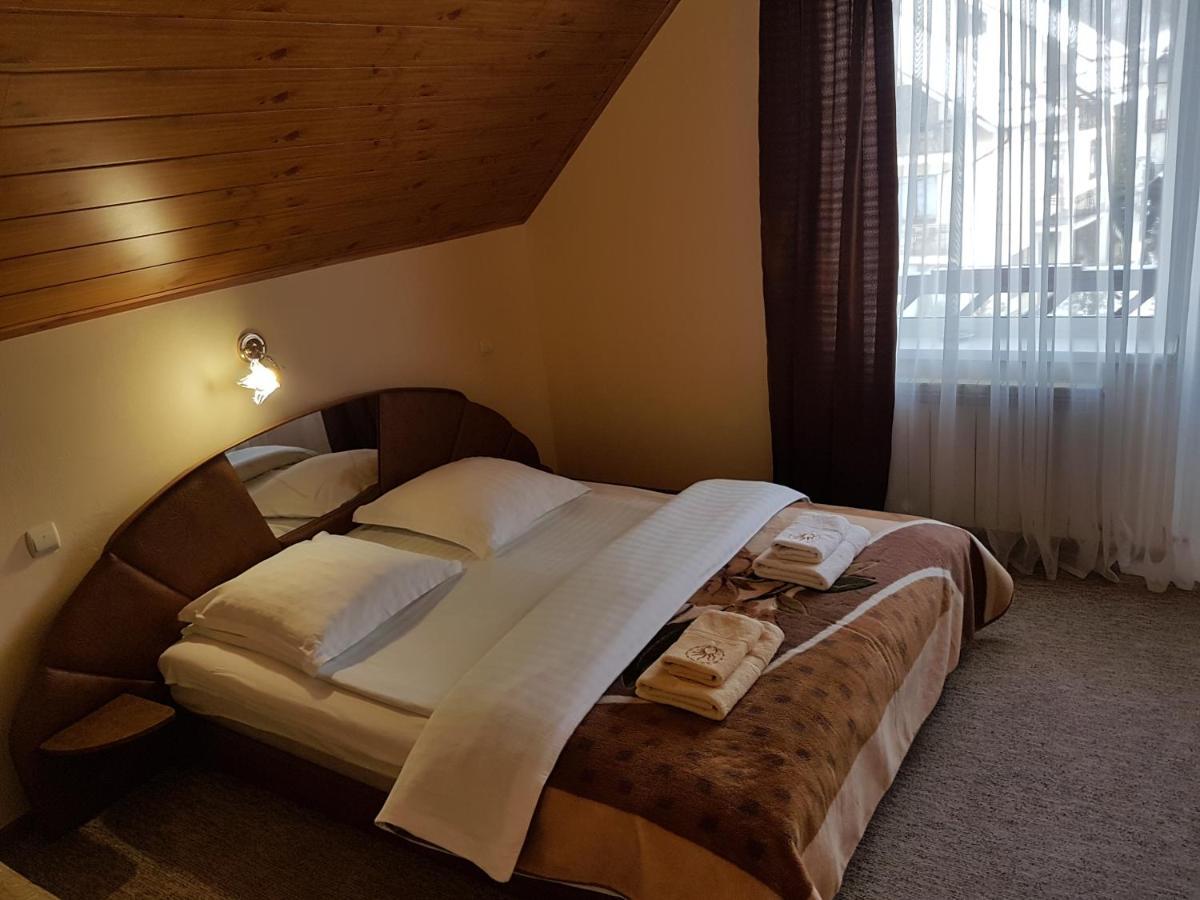 U Neli Otel Solochin Dış mekan fotoğraf