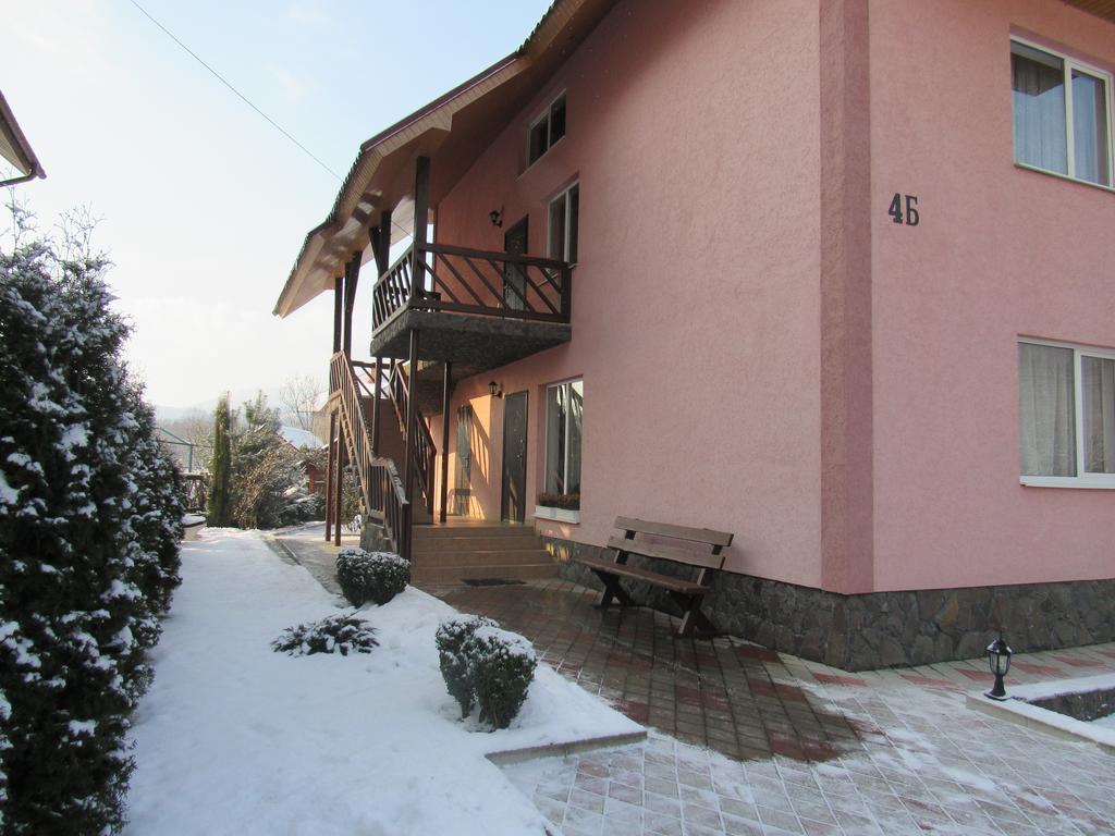 U Neli Otel Solochin Dış mekan fotoğraf
