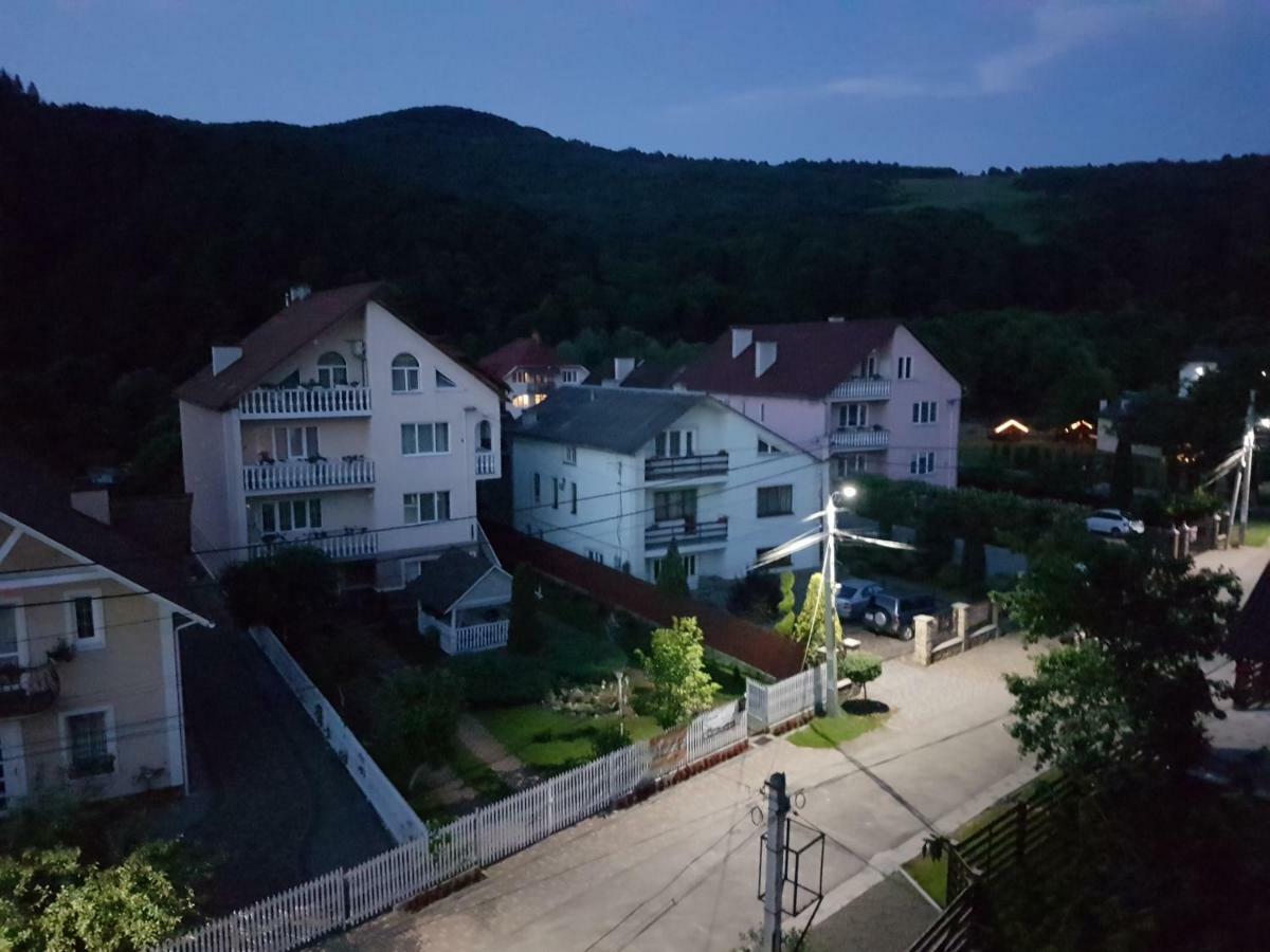 U Neli Otel Solochin Dış mekan fotoğraf
